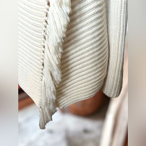 ANTHROPOLOGIE Lisa Z Knit Fringe Wrap-around Poncho Cardigan Sweater Wool Size M - Picture 9 of 16